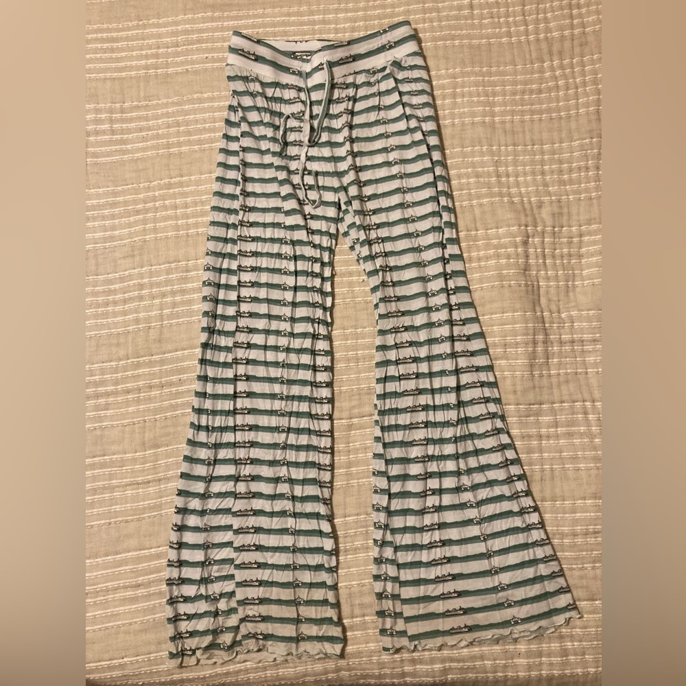 Kate Quinn PNW lounge pants